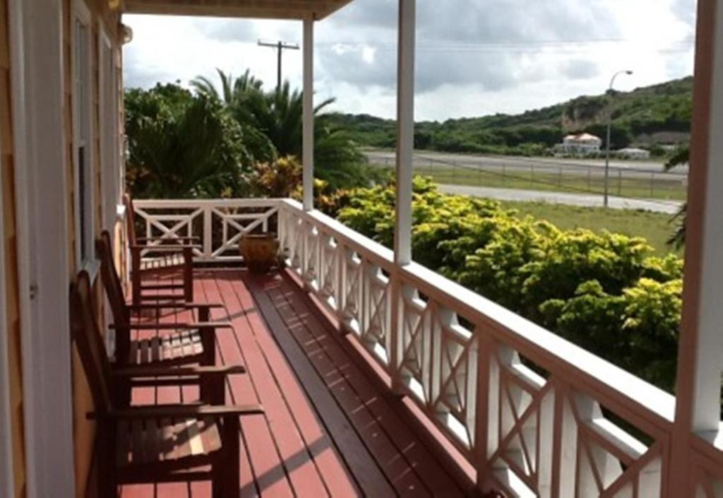 Wind Chimes Inn Antigua St. John's Exterior photo